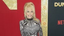 Sestra Dolly Parton zabrinula obožavatelje: 'Molite se sa mnom za Dolly'