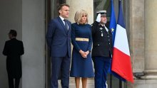Brigitte Macron drži se provjerene modne formule, ali sad bira najčedniju varijantu