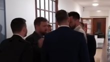 [VIDEO] Umalo došlo do sukoba Ivoševića i Matijevića: Vijećnici ih razdvajali u hodniku