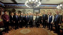 Jandroković posjetio Hrvate u Azerbajdžanu: Zahvalio im za vrlo važnu stvar