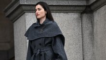Odišu luksuzom i podižu stajlinge: Kaputi u ovom izdanju nikada nisu bili popularniji