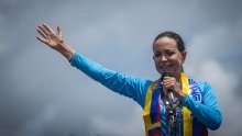 [VIDEO] Na rubu suza: Pogledajte kako su Mariju Machado obavijestili da je dobila Nobela