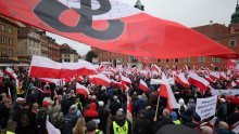 Poljaci na ulicama: 'Protivimo se prisilnom preseljenju migranata u Poljsku'