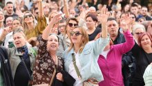 Tuga i ljubav: Pogledajte kako Split pjeva u čast Halidu Bešliću