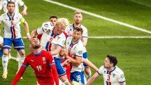 Pogledajte golove kojima su Farski Otoci pobijedili Češku i 'pogurali' Hrvatsku na SP
