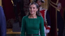 Kraljica Letizia ne izlazi iz ovih najljepšoh cipela, no poglede je ukrala haljina s porukom