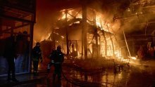 Rusi napali Harkiv navođenim bombama: Pogođena bolnica i dalekovodi, nestalo je struje