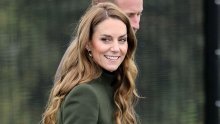 Odbacila haljine: Kate Middleton blistala u još jednom elegantnom izdanju