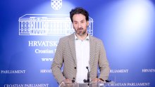 Vlada i desna oporba ujedinjeno protiv prijedloga ljevice: 'Što ako se ne žele baviti politikom?'