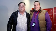 More cvijeća i tišina Sarajeva: Dino Bešlić na grobu oca Halida dan nakon oproštaja