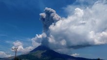 VIDEO Zastrašujuća erupcija vulkana: Izbacuje pepeo deset kilometara u visinu