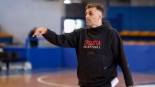 Bivši hrvatski izbornik preuzima reprezentaciju iz susjedstva? 'Bila bi mi čast'