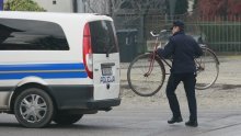 Biciklist napuhao 2,35 promila, pa mu policija oduzela bicikl