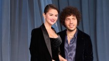 Selena Gomez i Benny Blanco debitirali kao bračni par na gala večeri