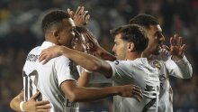 Real slavio s dva igrača više nakon bizarnih isključenja. Skoro je primio gol u 96. minuti