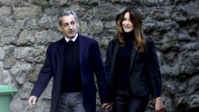 Nicolas Sarkozy nakon izlaska iz zatvora pohitao u pivnicu s Carlom Bruni