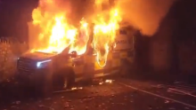 Obračun protuimigrantskih prosvjednika s policijom u Dublinu: Ovo je naša zemlja!