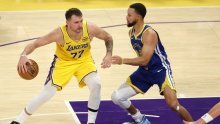Luka Dončić utrpao 43 koša, ali to nije bilo dovoljno; prvaci u novu sezonu krenuli pobjedom