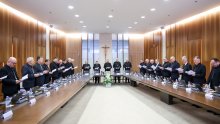 Biskupi HBK: Papa, dođite u Hrvatsku