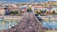 Tisuće Orbanovih pristaša na ulicama Budimpešte: 'Bruxelles više nije partner, nego opasnost!'