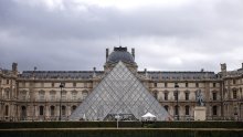 Uhićeni za pljačku u muzeju Louvre djelomično priznali krivnju