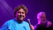 Rijedak zajednički izlazak koji je sve iznenadio: Mladen Badovinac sa suprugom na premijeri