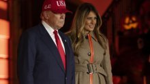 Donald i Melania Trump ostali bez teksta kad su vidjeli ovu dječju masku