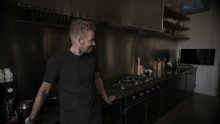 David Beckham pokazao vještine u kuhinji, a svi su primijetili genijalan detalj koji će mnogi poželjeti kopirati