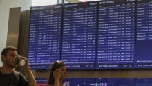 Milijuni ljudi u SAD-u pogođeni otkazivanjima i odgodama letova zbog blokade vlade