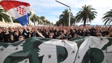 Gomila policije, 'svetosavska ideologija' i 'Tito vampir': Koliko ljudi je bilo u Splitu i kakve su poruke poslali?