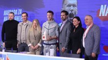 Perišiću nagrada Pokaži srce: 'Svi znate što mi znače Hrvatska i ovaj dres'