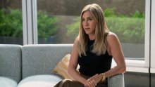 Jennifer Aniston pokazala zategnutu figuru u kupaćem kostimu