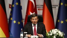 Turski premijer Davutoglu razmišlja o ostavci