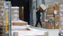 Pošta i Carina zatrpane paketima uoči crnog petka: Sljedeće godine vjerojatno neće biti tako