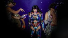 Zbog vile u Montecitu završila na sudu: Katy Perry 'zaratila' s 85-godišnjakom