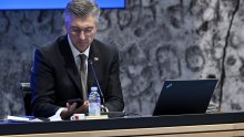 Vlada održala telefonsku sjednicu