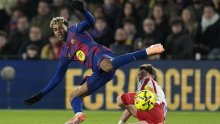 Barcelona u derbiju nakon preokreta pobijedila Atletico; Olmo zabio pa se ozlijedio