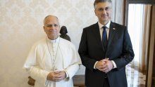 Plenkovića dojmio susret s Papom: 'U sjajnoj je intelektualnoj formi. Pozvao sam ga u Hrvatsku'