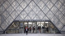 Louvre nema sreće: Stotine povijesnih dokumenata oštećene zbog curenja vode
