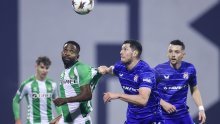 Pogledajte kako je Dinamo nesretno primio gol protiv Betisa, a onda i još jedan