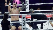 Spektakl! Antonio Plazibat slavio u brutalnoj borbi