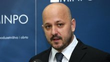 Maras natjerao Obrtničku komoru da smanji doprinos, ali dogodine