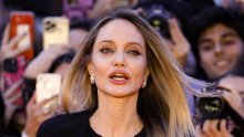Angelina Jolie konačno seli iz grada za koji ju je 'zavezao' Brad Pitt