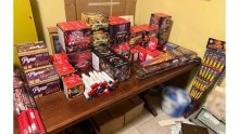 VIDEO Policija mu u kući pronašla čak 23 kilograma pirotehnike