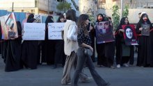 Iranske vlasti uhitile prosvjednike, sigurnosne službe za sve krive 'strane neprijatelje'