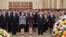 Ona će biti sljedeća vladarica Sjeverne Koreje? Kći Kim Jong-una pojavila se s roditeljima u posebnom mauzoleju