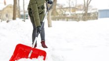 Ovako ćete najlakše i najbrže očistiti snijeg