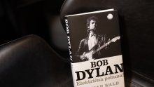 Nepredvidljivi genij: Objavljena je knjiga 'Bob Dylan – Električna pobuna!'