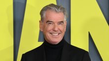 Što stariji, to bolji: Pierce Brosnan raspametio obožavateljice na crvenom tepihu