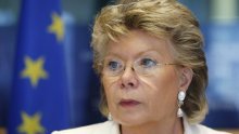Reding kaže da je jako žalosna i razočarana zbog Hrvatske
